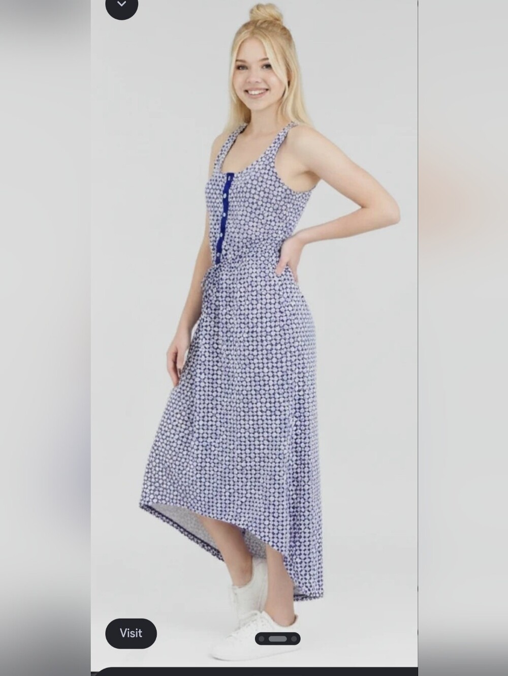 women's medium Gap sleeveless dress featuring a blue and white geometric pattern